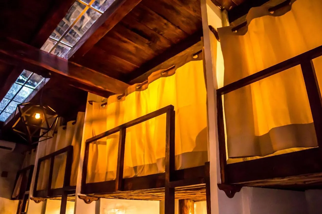 Oostel Smart Hostel - Tulum Playa